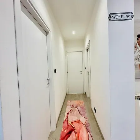 Lady Hana Apartment