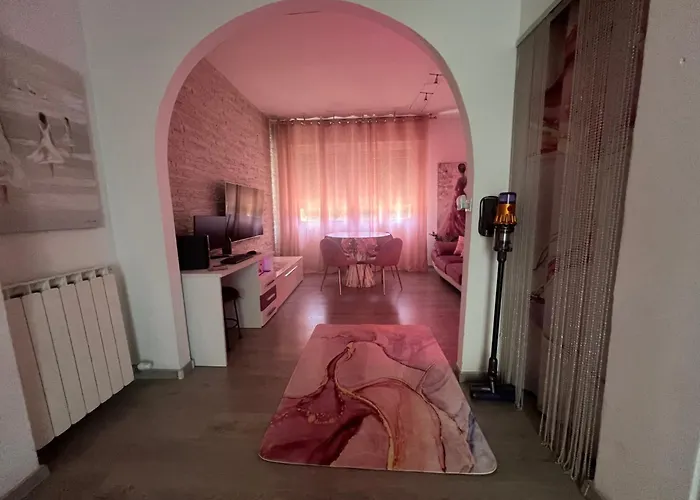 Lady Hana Appartement *